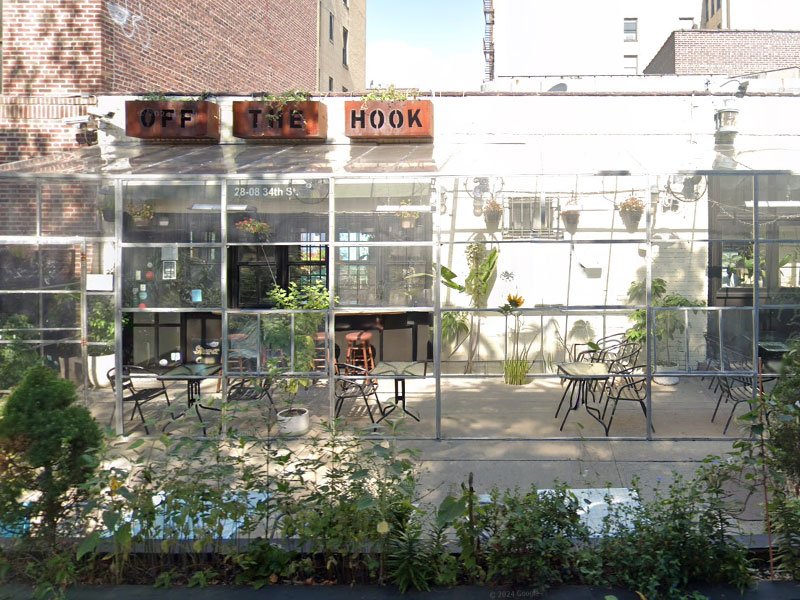 Off The Hook Raw Bar & Grill