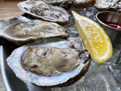 Off The Hook Raw Bar & Grill