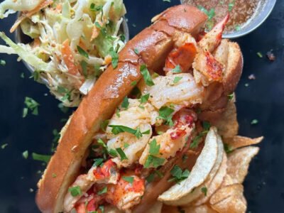 Off The Hook Raw Bar & Grill